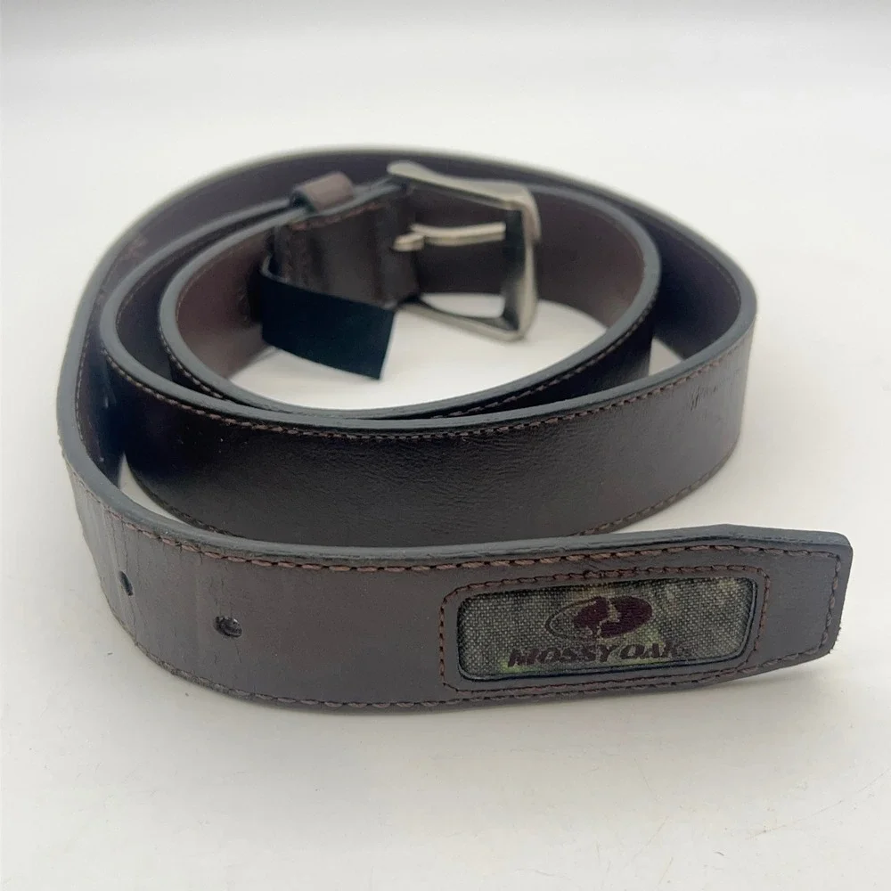 Mossy Oak Mens Brown Genuine Leather Belt Camo Patch‎ Silver Buckle Logo 49